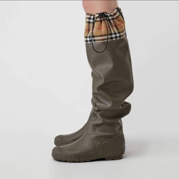 Burberry Olive Knee-High Nova Check Rain Boot - Picture 1 of 13
